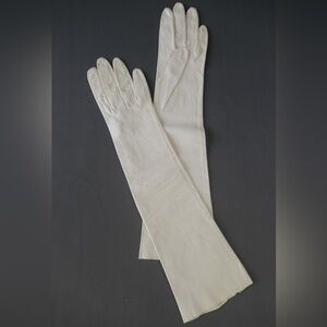 Van Raalte Women’s Long White Leather Gloves S / 6.5 pre-owned